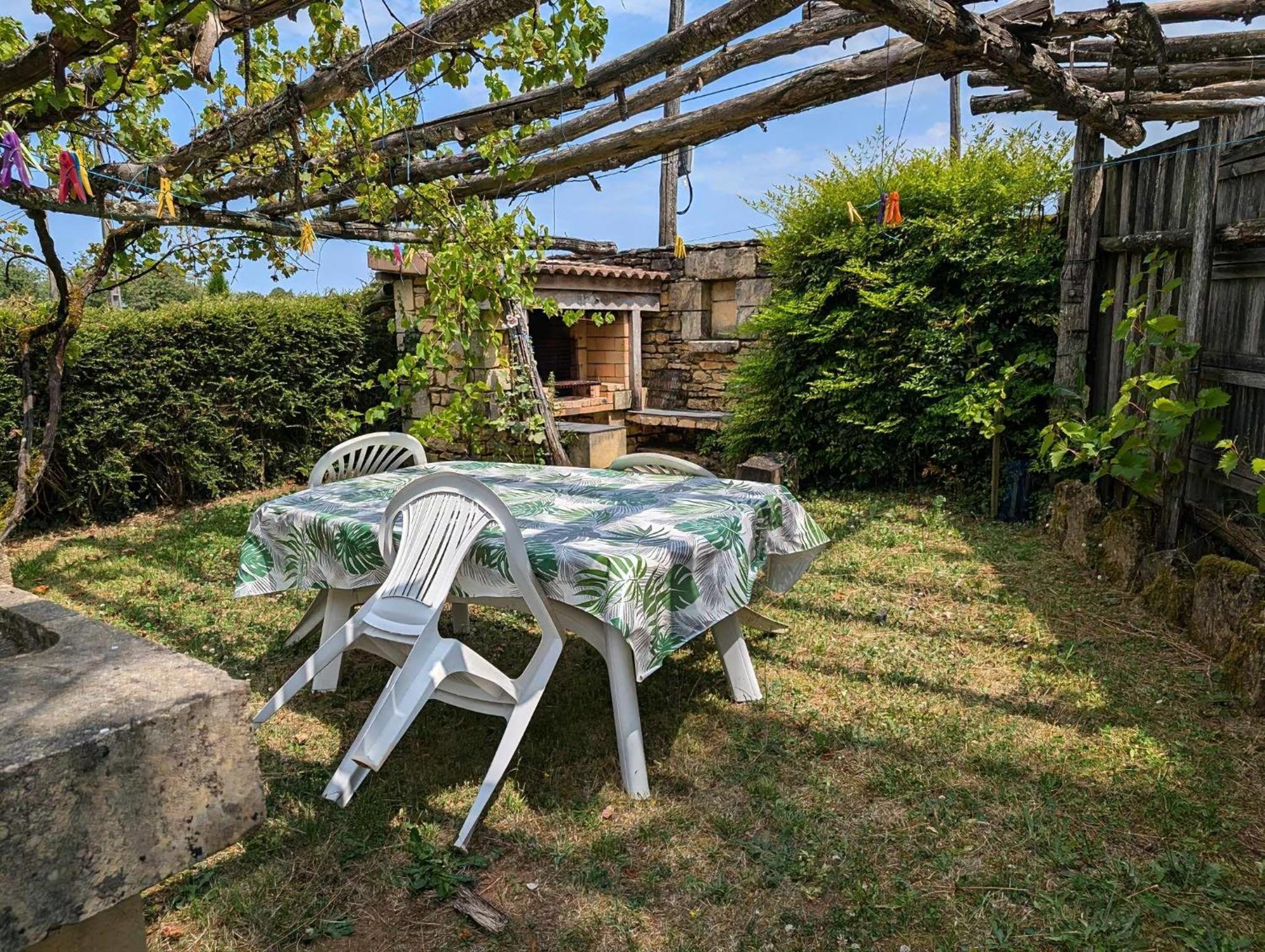 La Bougie Perlee 1 Villa Saint-Crépin-et-Carlucet Buitenkant foto